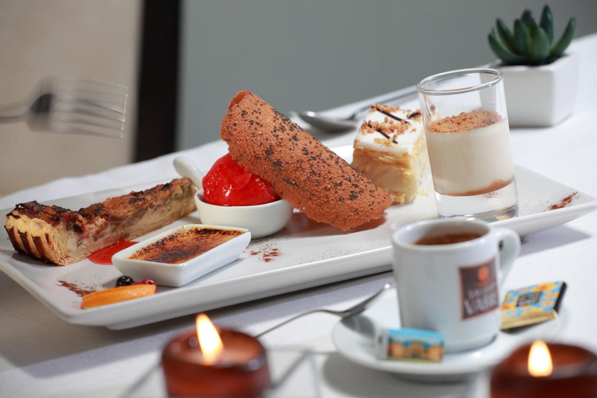 Logis - Hotel & Restaurant Les Trois Fontaines Marconne Екстериор снимка